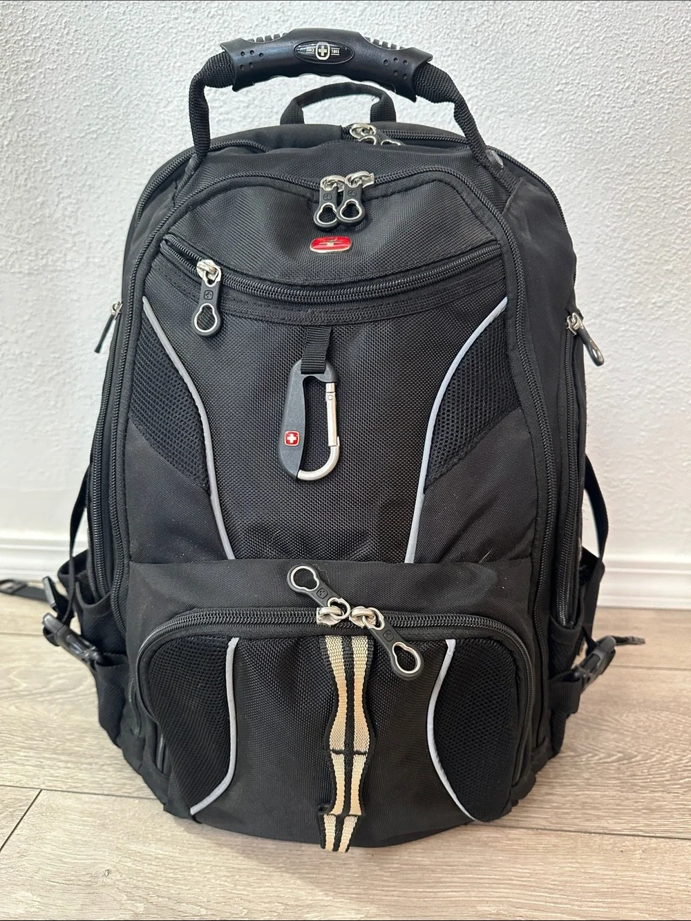 SwissGear 1900 ScanSmary TSA Backpack